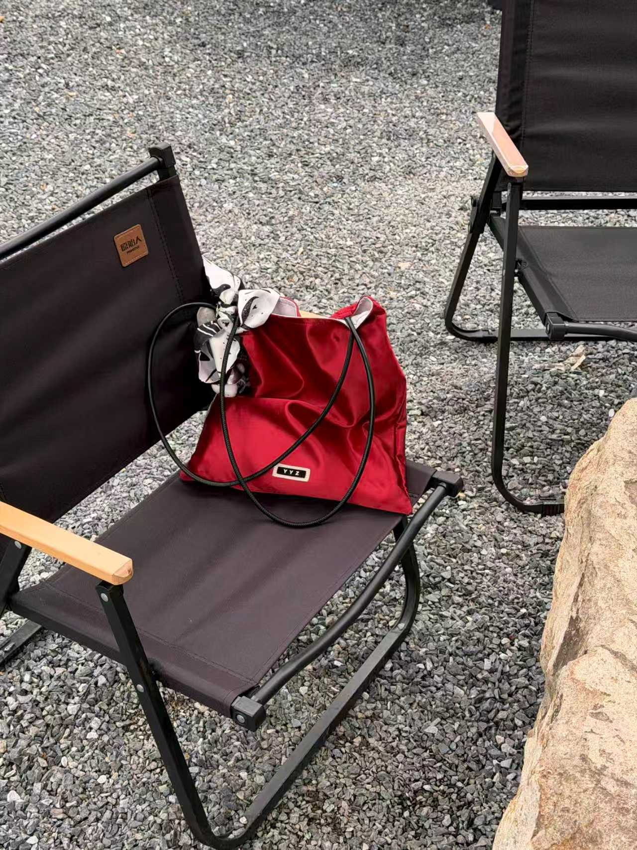 Luminous Satin Tote Vintage Red