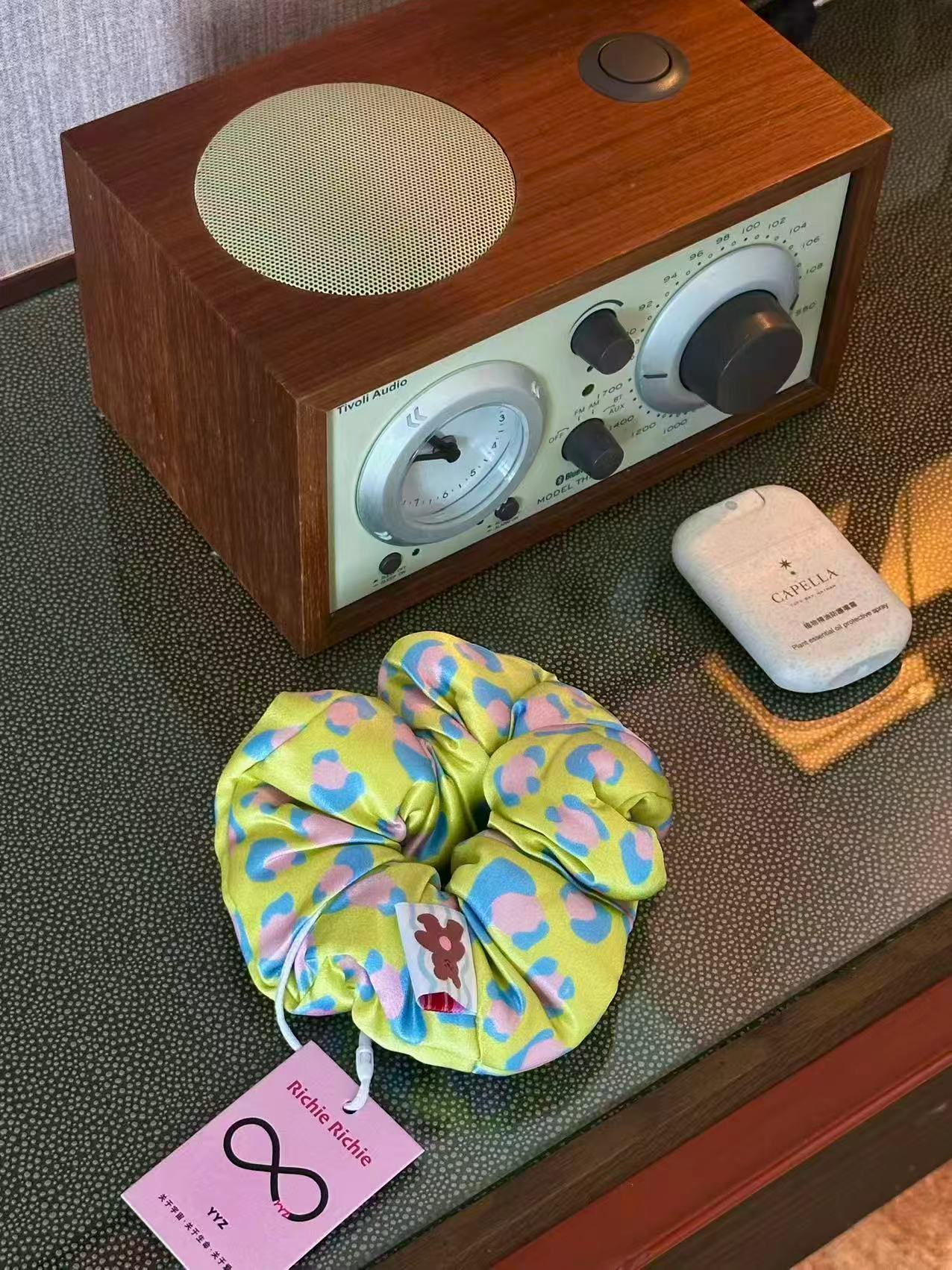 Avocado Pastel Leopard - 100% Mulberry Silk Padded Scrunchie｜Richie Richie YYZ Original Design